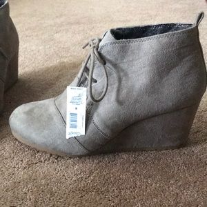 Grey wedge booties from faded glory